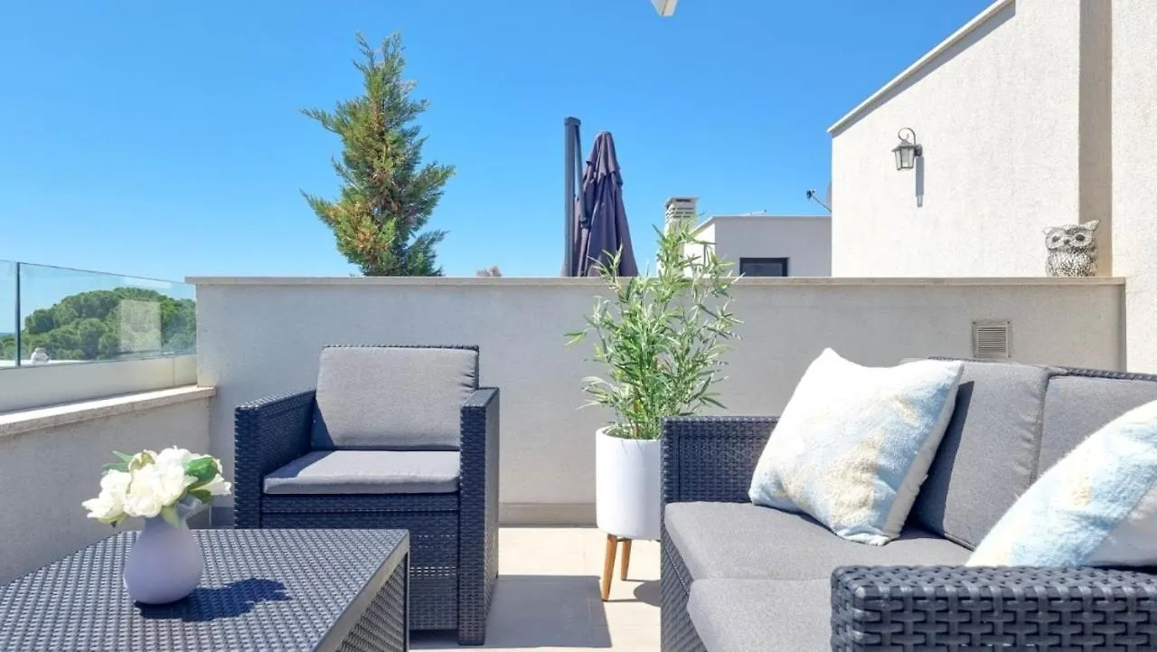 Casa Mia Apartment Novigrad  0*, Novigrad (Istria) Croatia