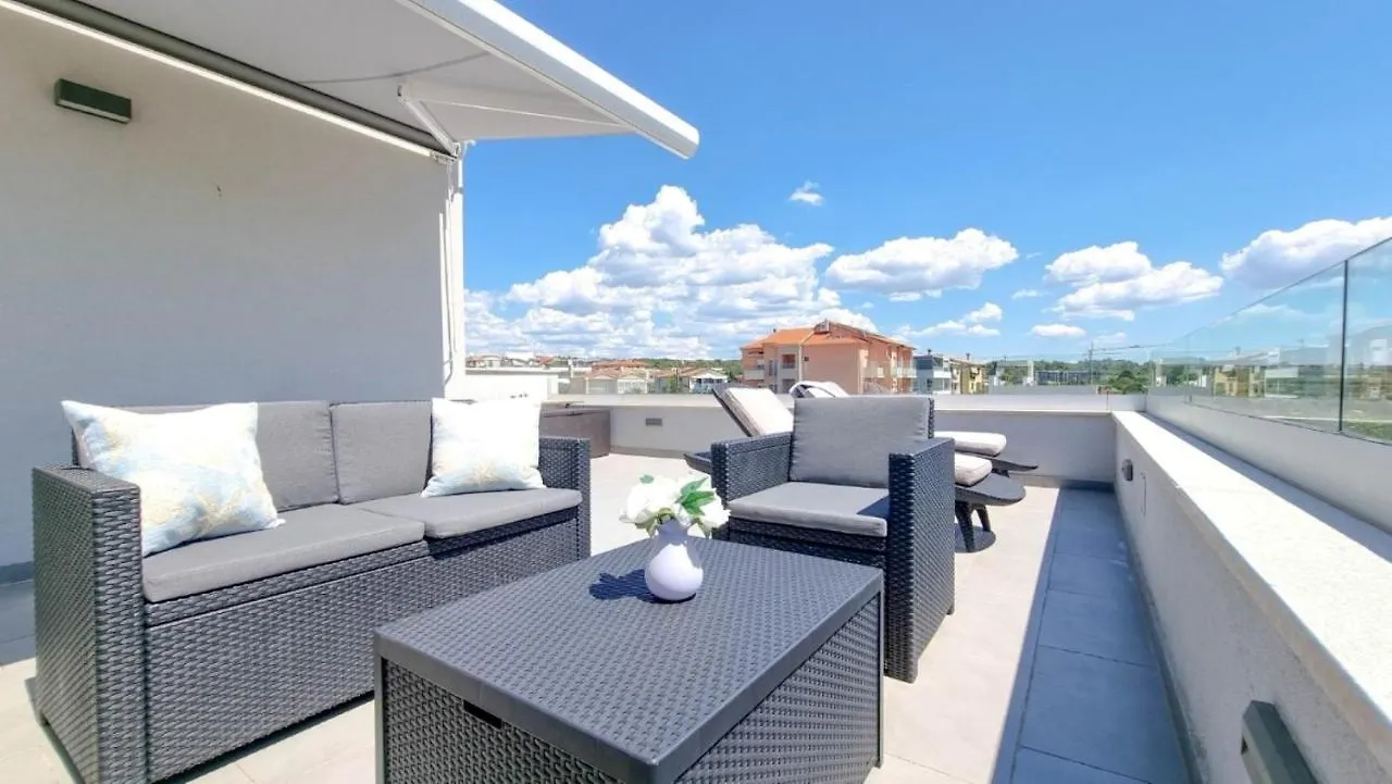 Casa Mia Apartment Novigrad